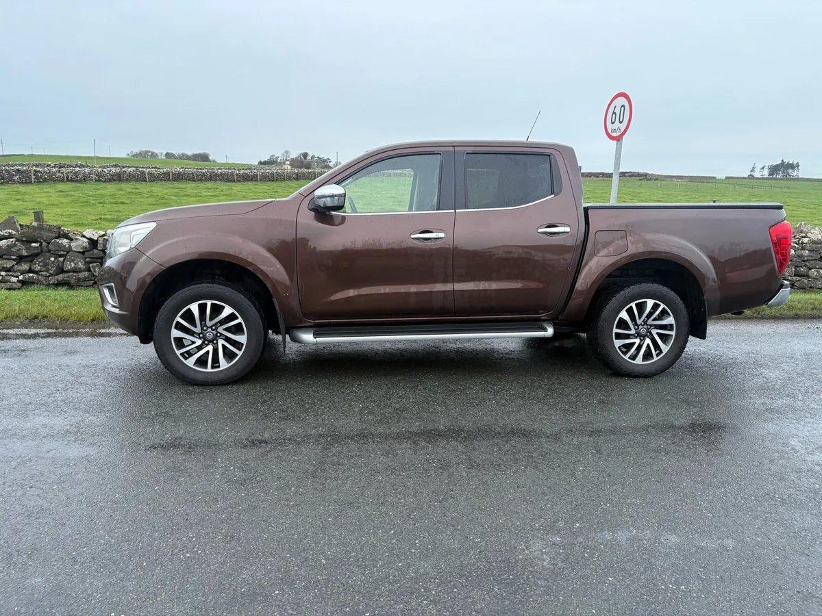 2016 Nissan navara - Image 4
