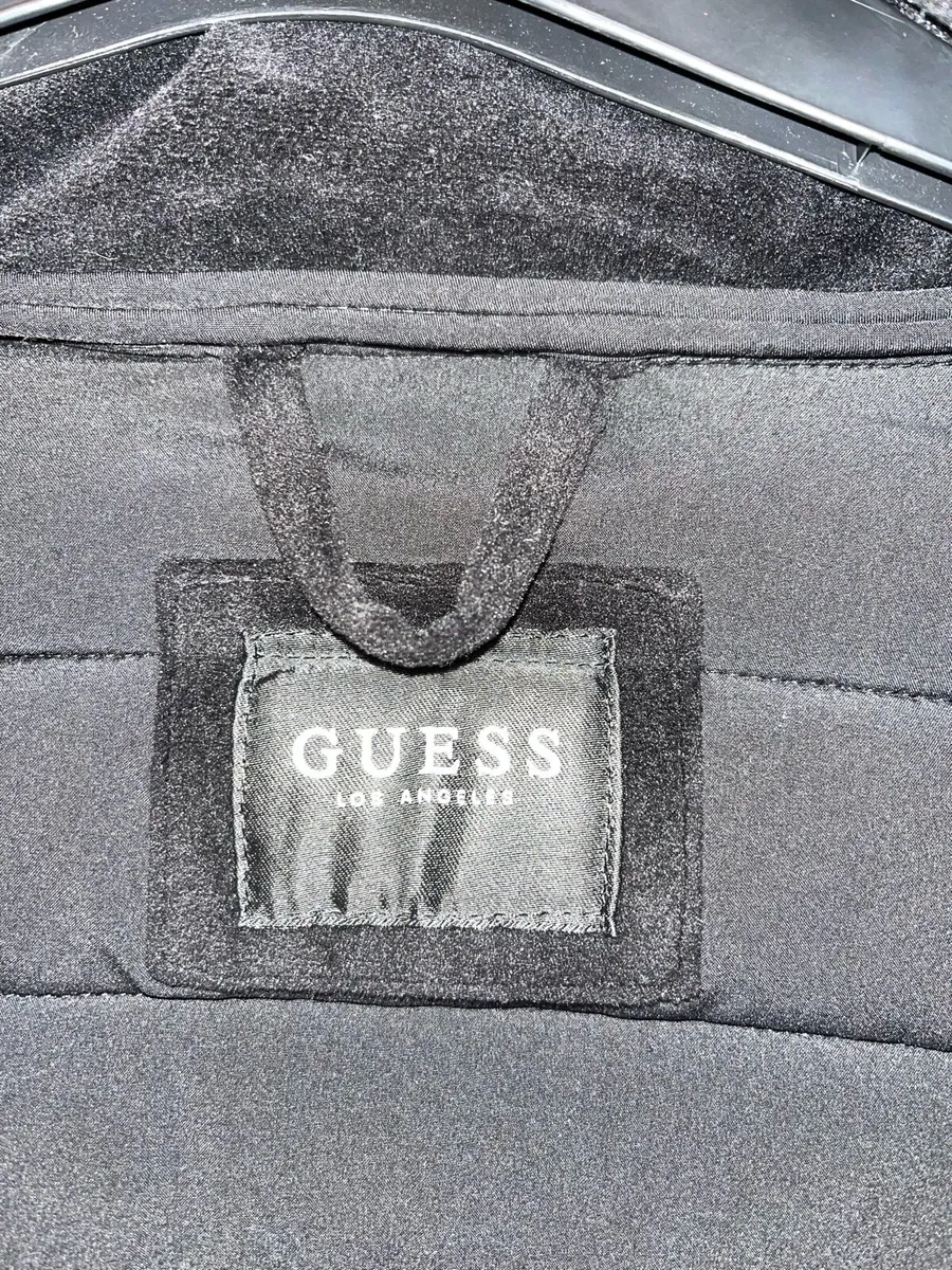 Women’s guess jacket - Image 2