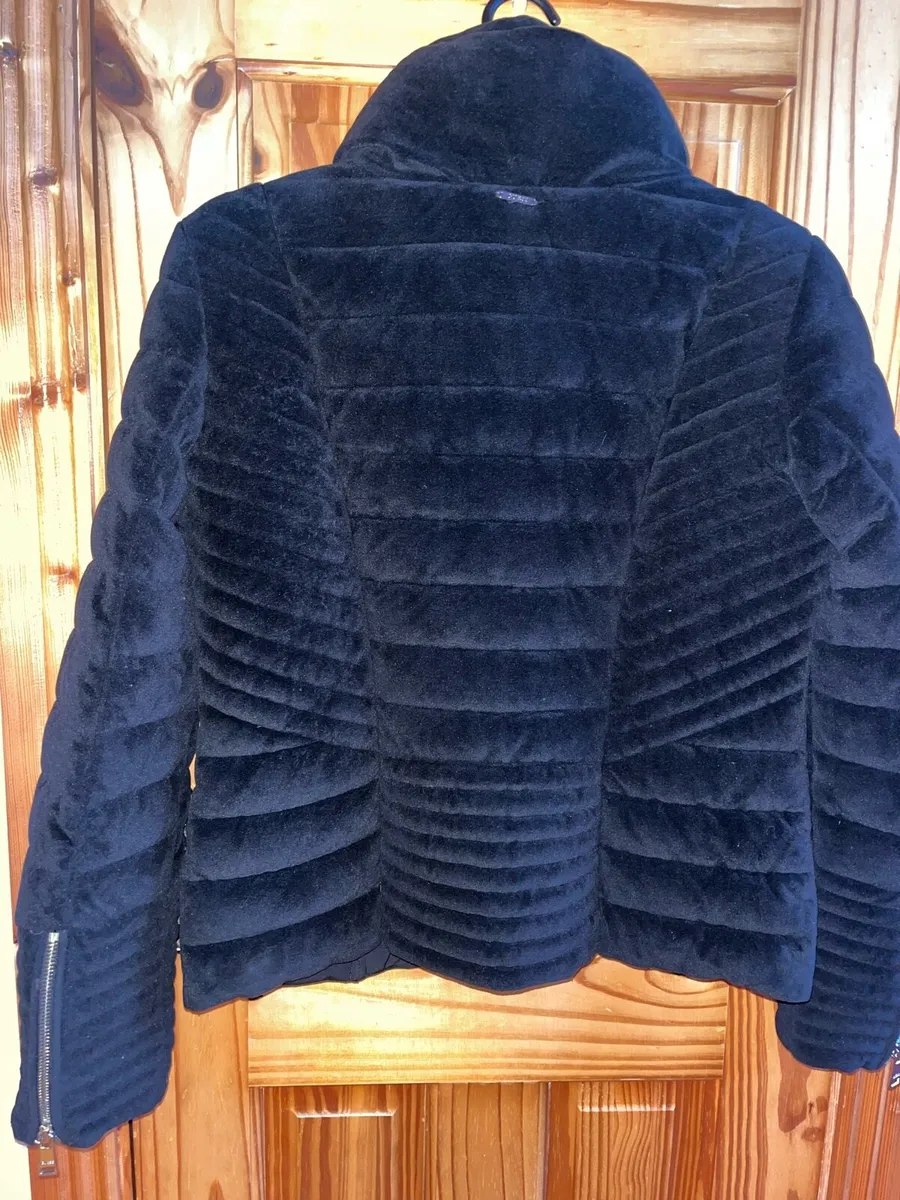 Women’s guess jacket - Image 4