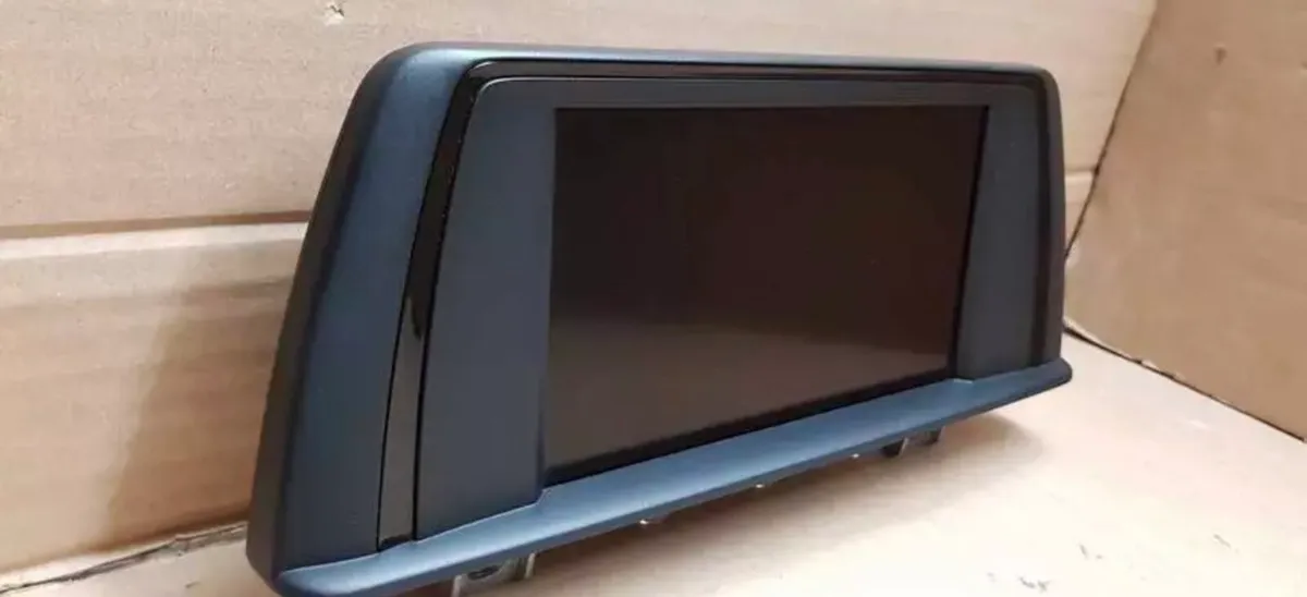 BMW SCREEN - Image 2