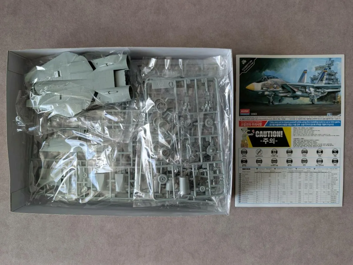F-14 Tomcat 1:72 - Image 2