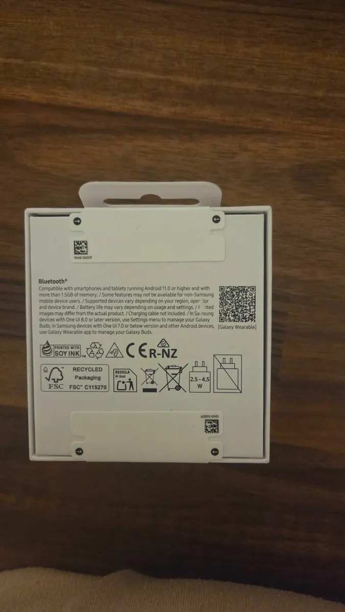 Samsung Galaxy Earbuds - Image 2