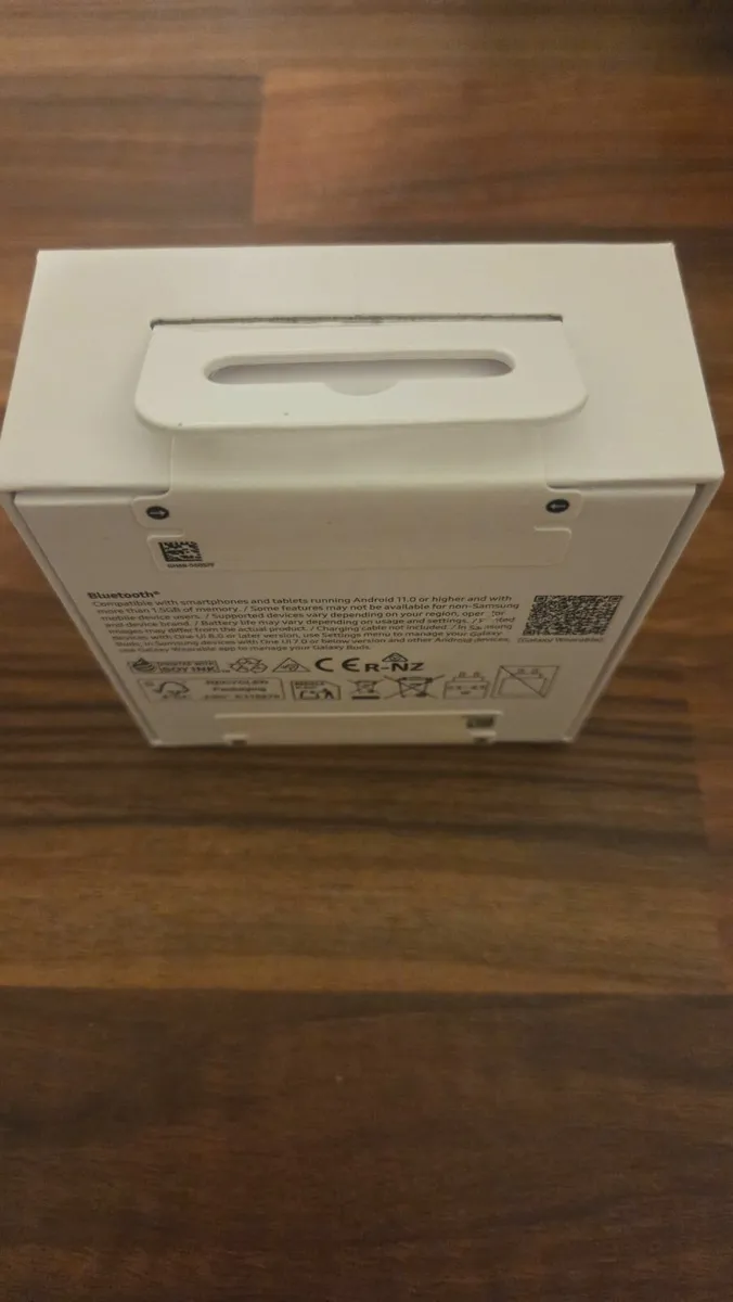 Samsung Galaxy Earbuds - Image 3