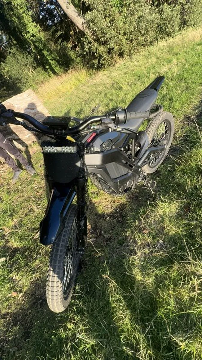 2025 E Ride Pro 3.0 - Image 2