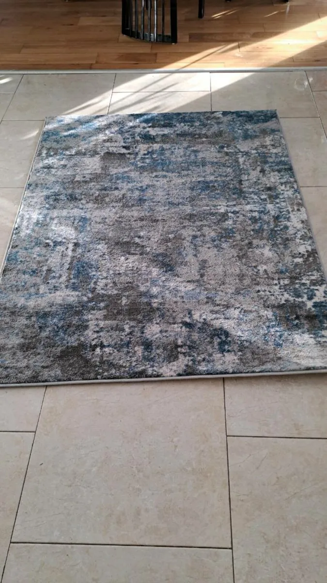 New rug - Image 1