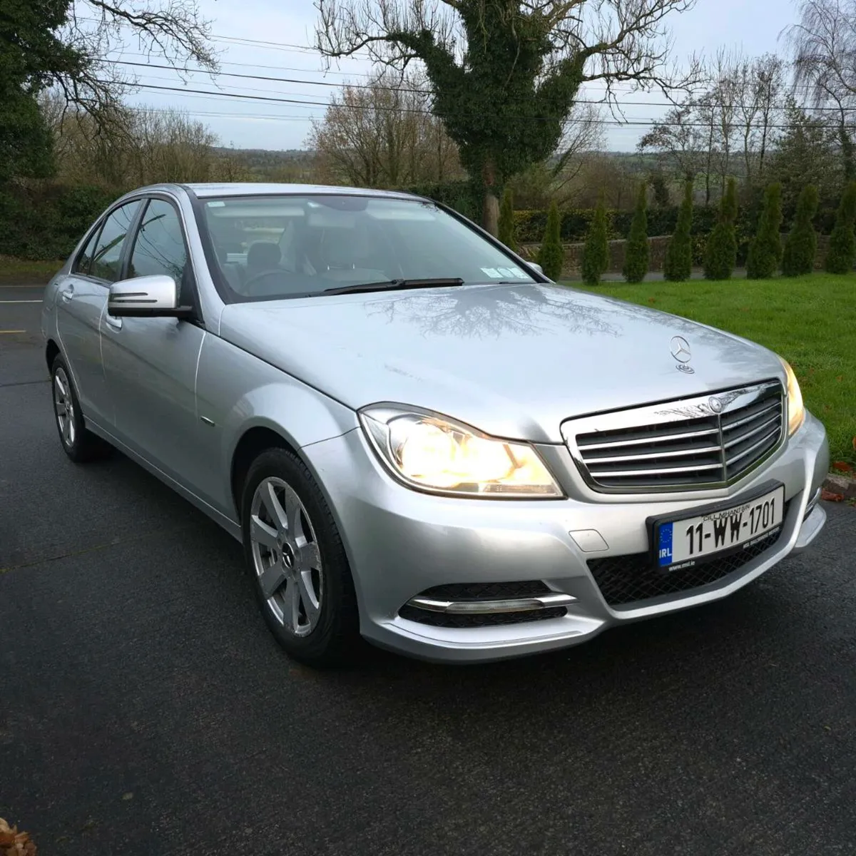 Mercedes C 200 tax & nct + service history - Image 2
