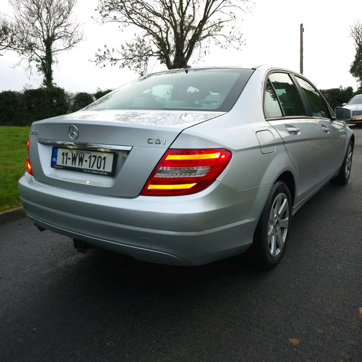Mercedes C 200 tax & nct + service history - Image 3