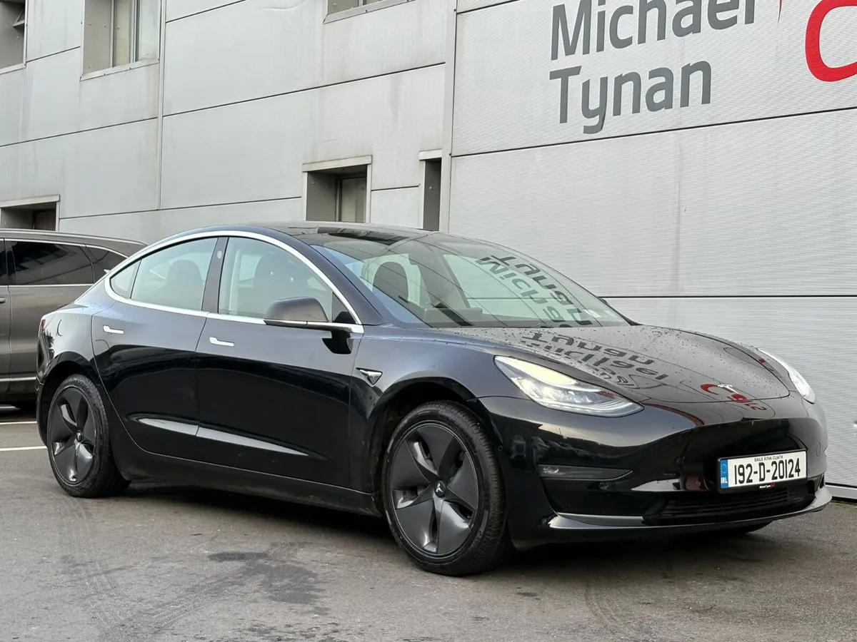 2019 Tesla Model 3  RWD, 19" Alloys, Glass Roof - Image 1