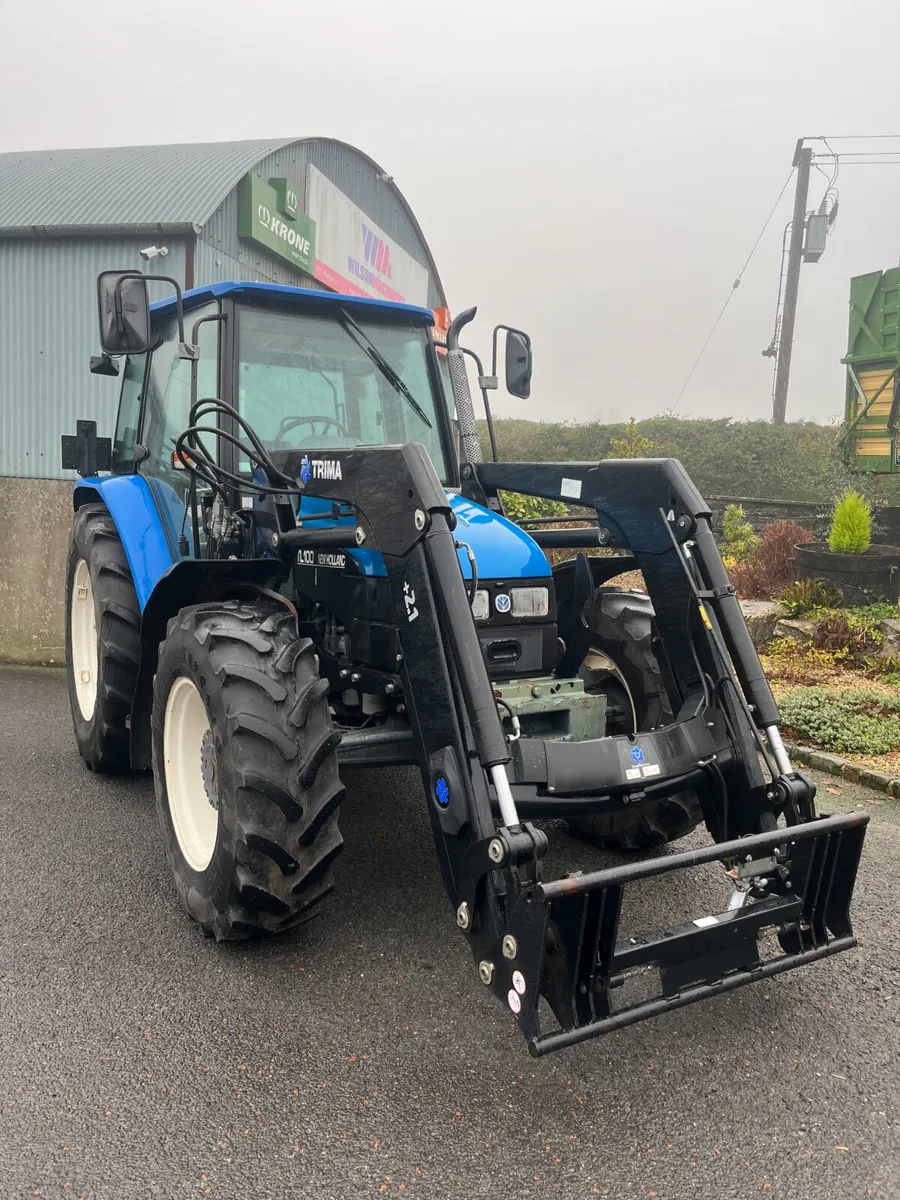 New Holland TL100 with Trima Loader - Image 1