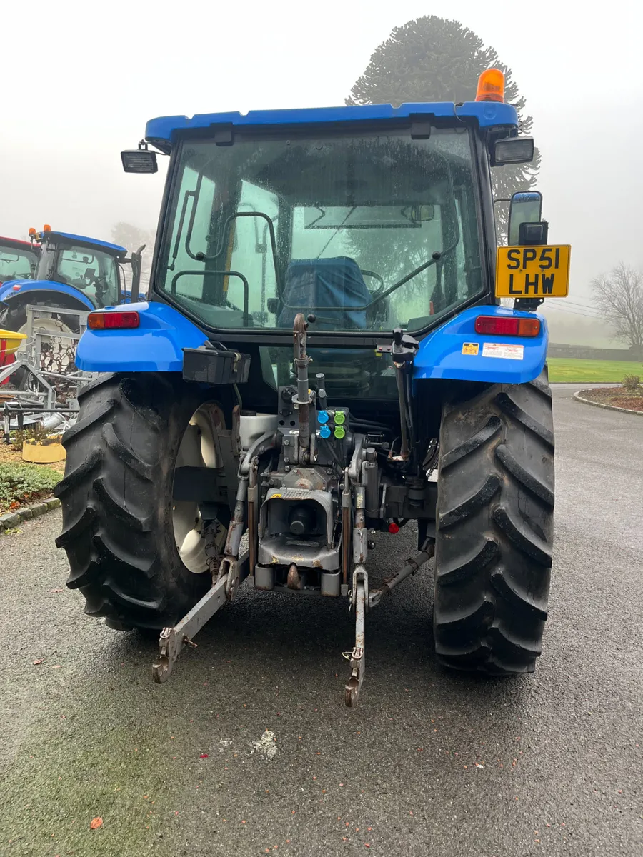 New Holland TL100 with Trima Loader - Image 4