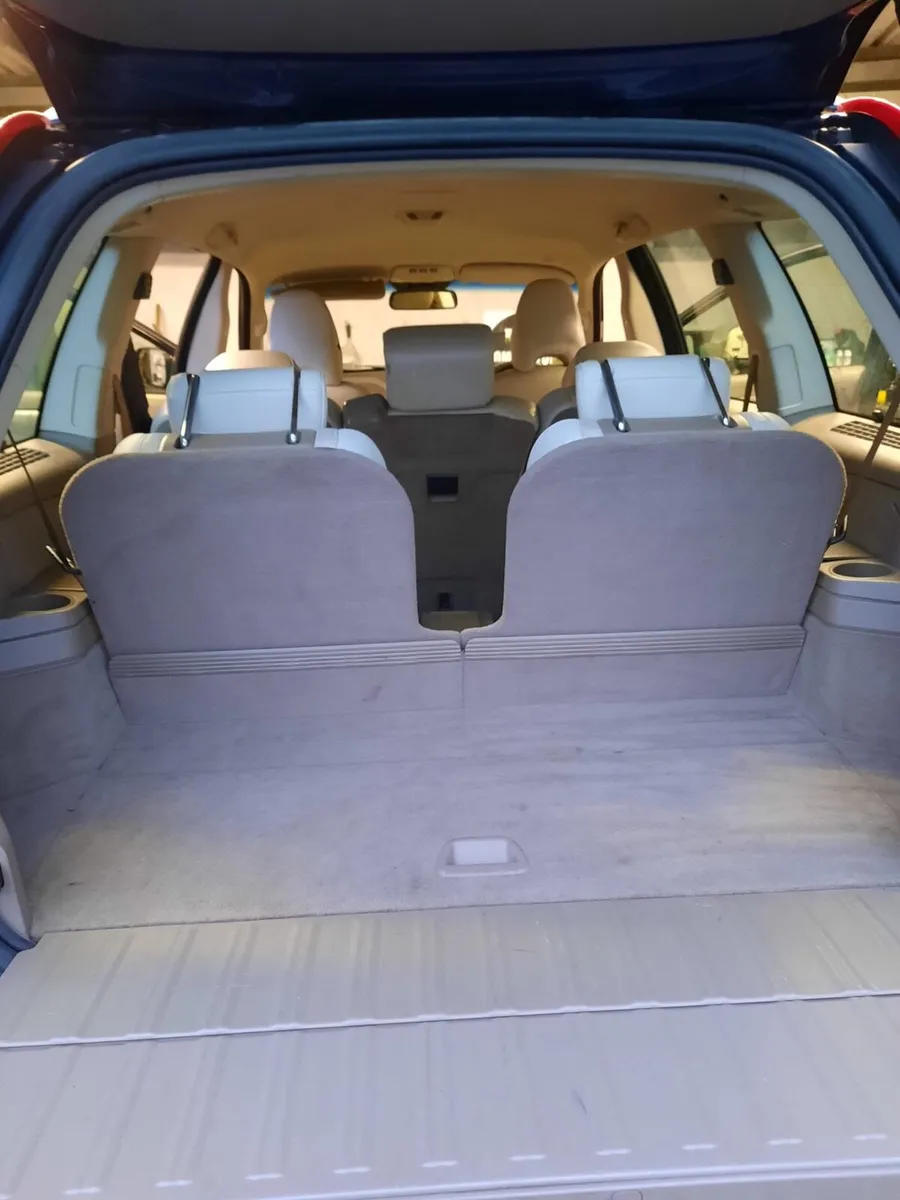 Volvo XC90 - Image 4