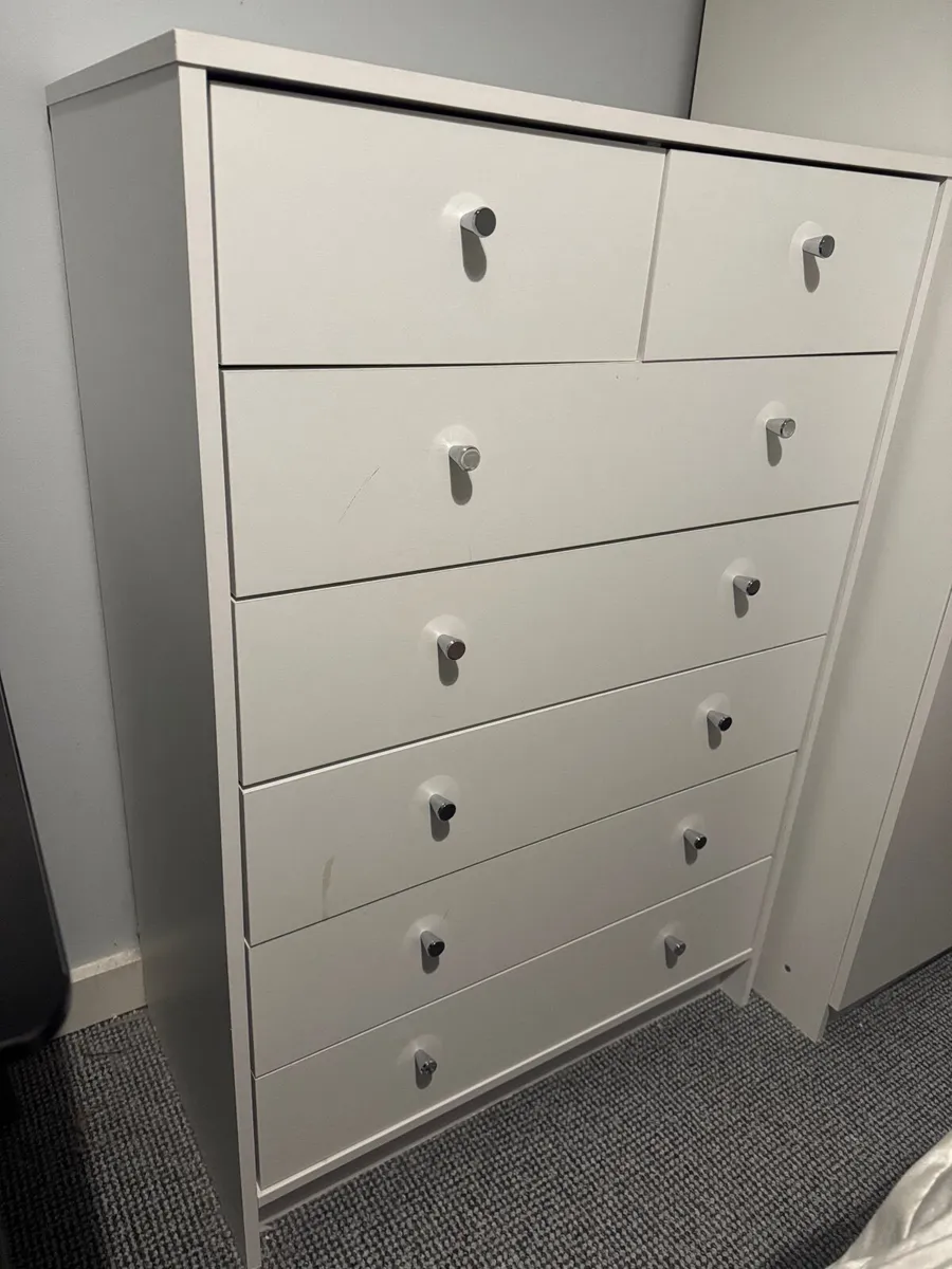 Free to take away shelf unit - Image 3