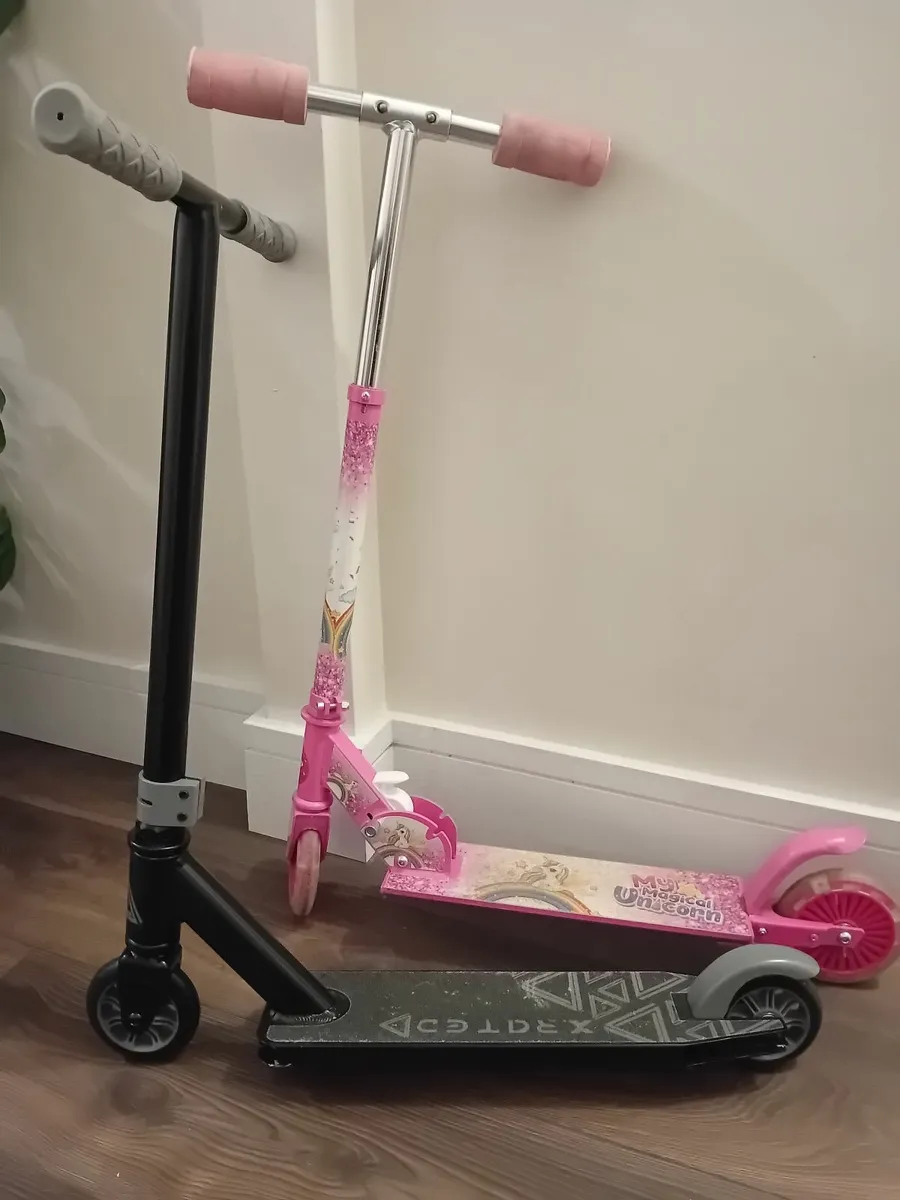 Kids XRated scooter Excellent condition