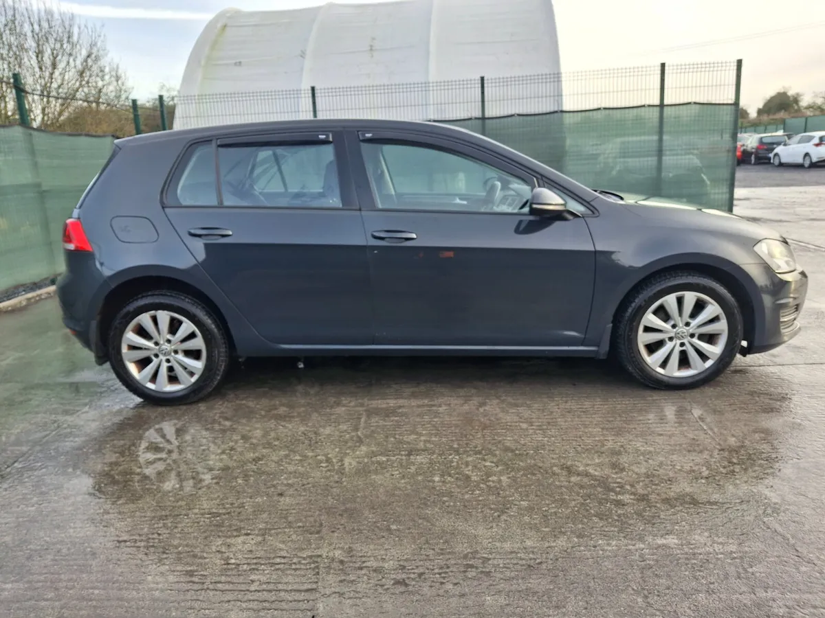 2016 Vw  Golf  TDI   Automatic - Image 2