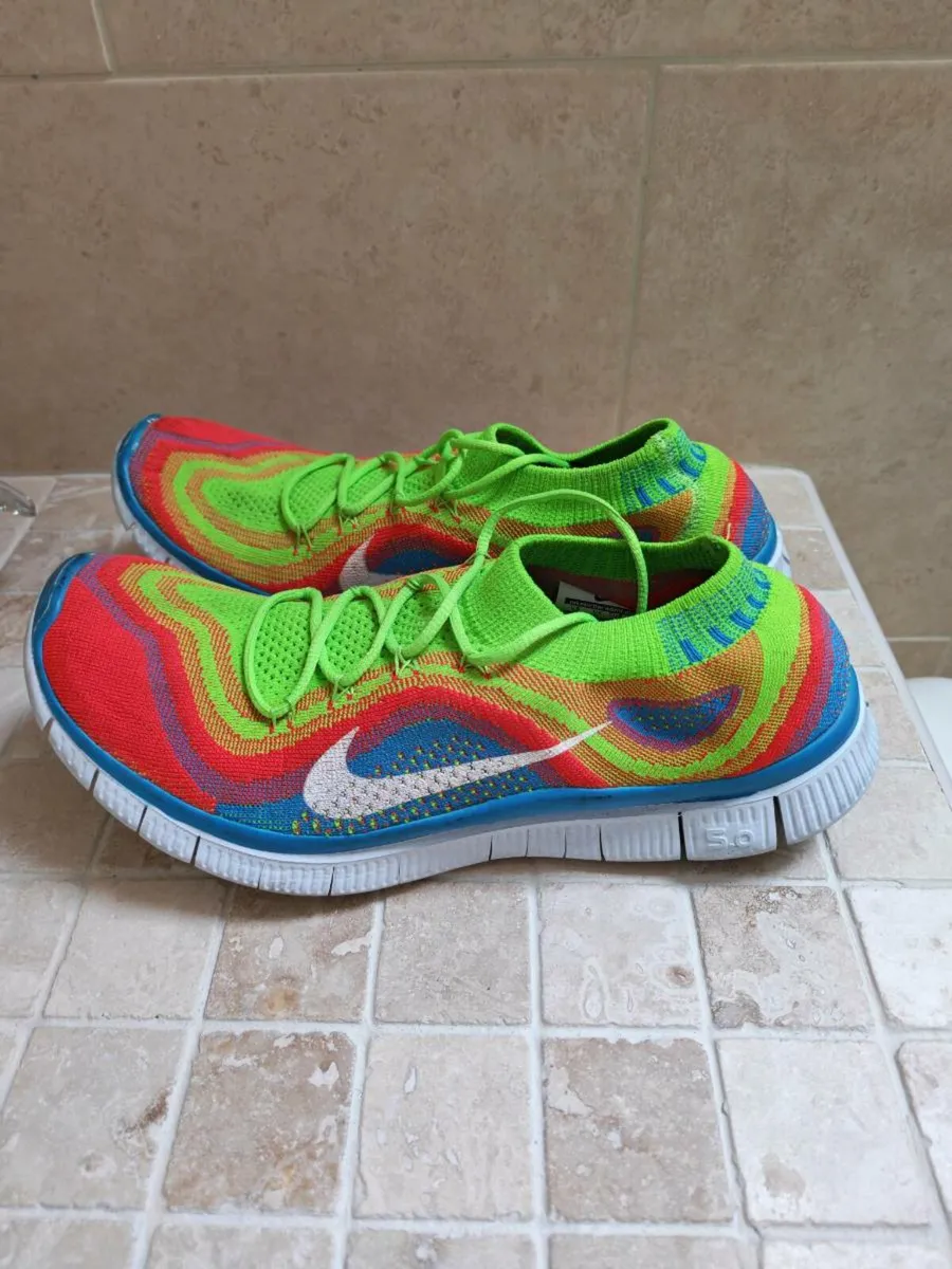 Nike Free Run Trainers - Image 2