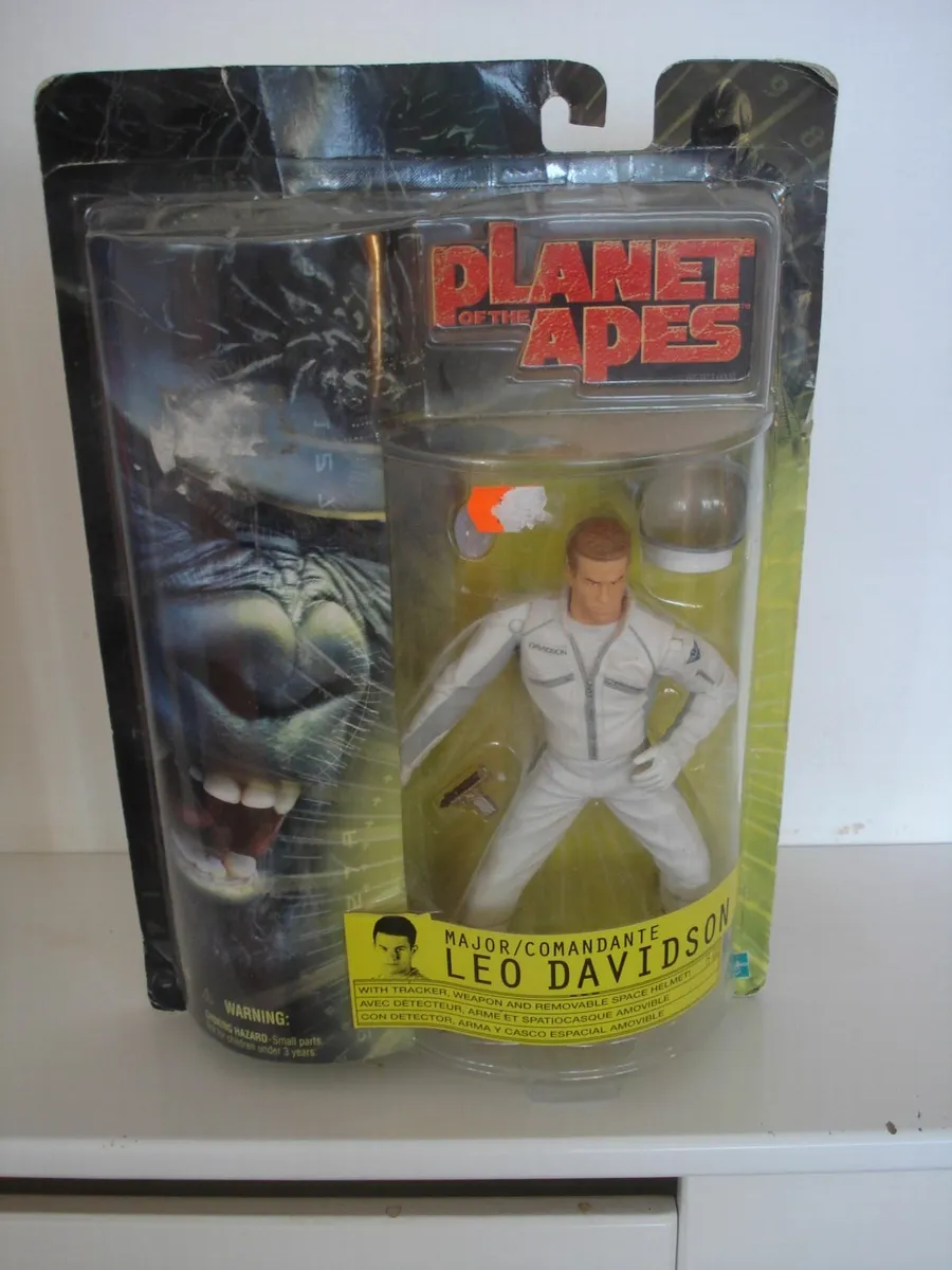 VINTAGE 2001 MARK WAHLBERG ACTION FIGURE.