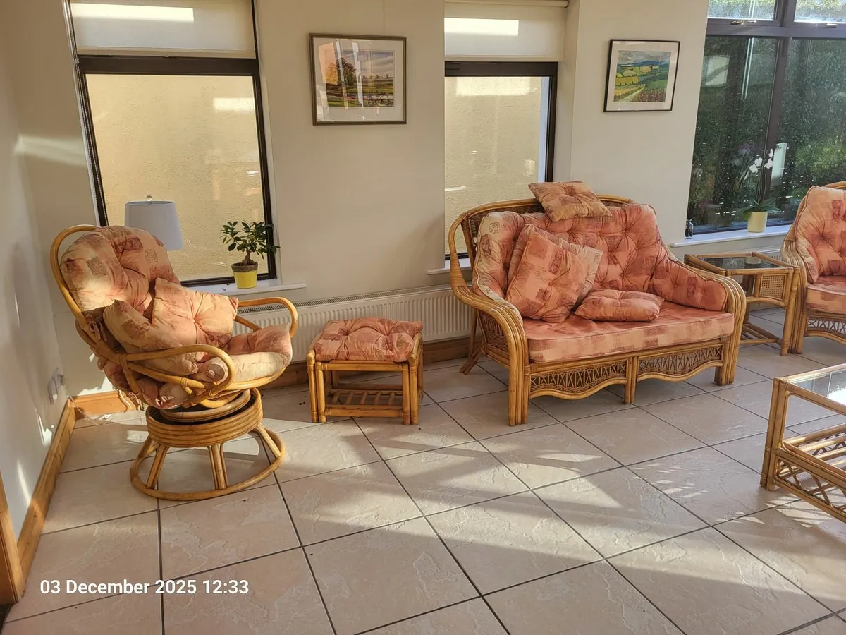 Conservatory furniture - Image 1