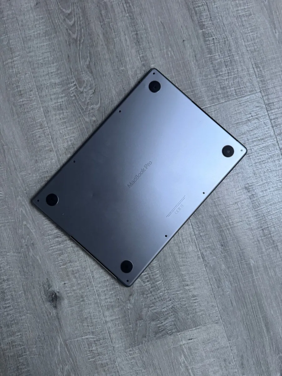 MacBook Pro M1 Max 14” 32GB 512GB 2021 - Image 2