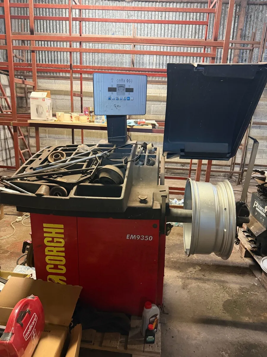 Tyres balancer - Image 1