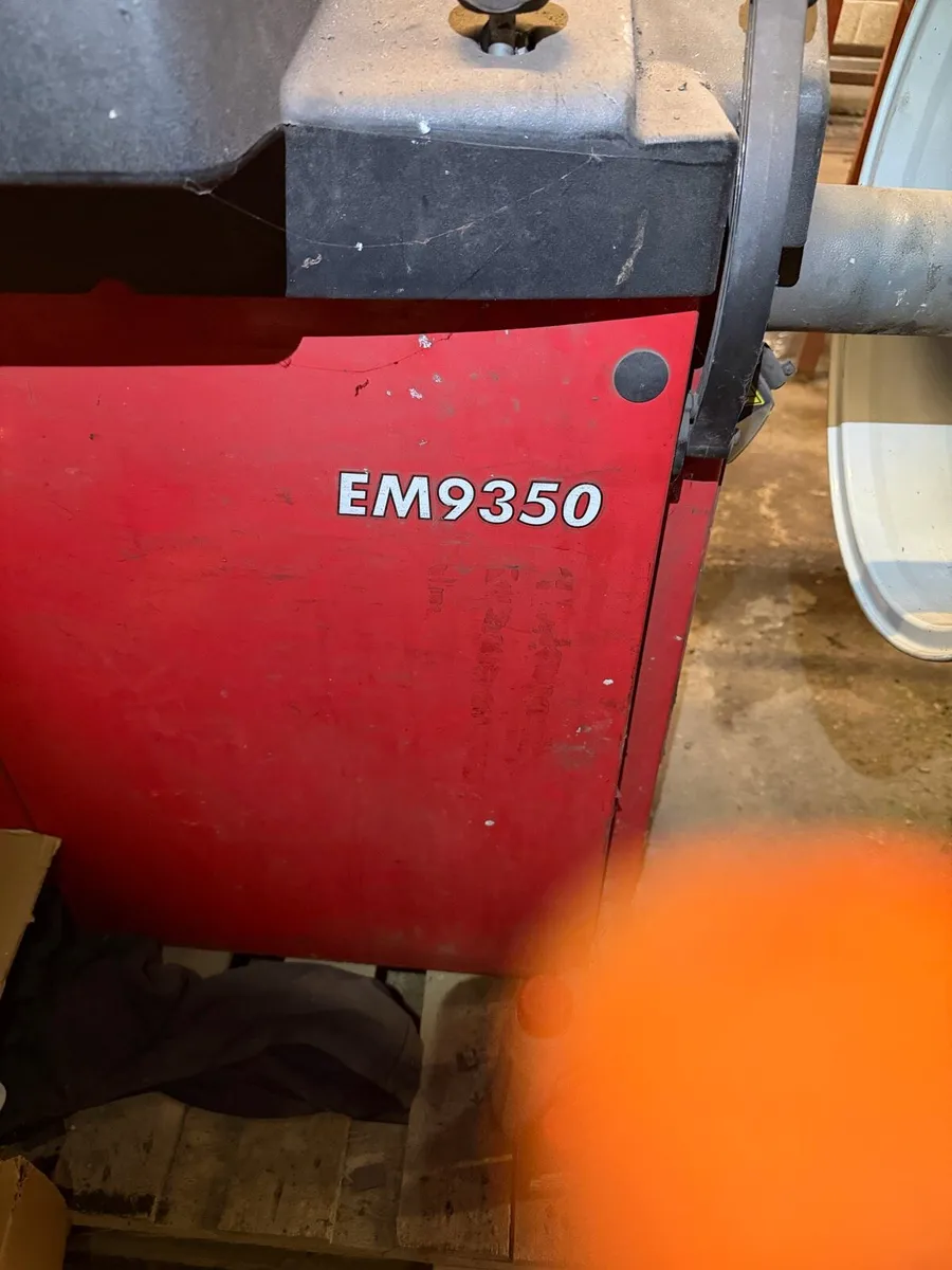 Tyres balancer - Image 2