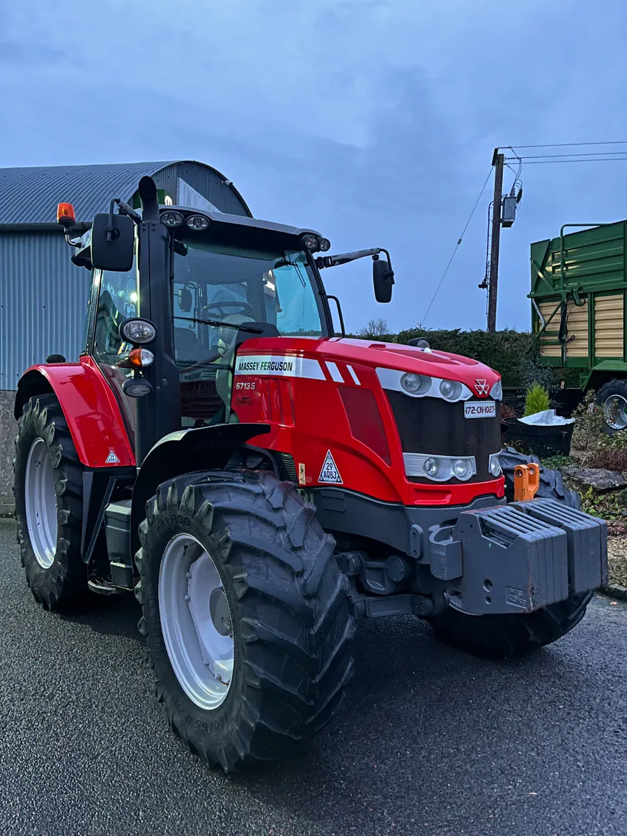 Massey Ferguson 6713S ( 2017 ) - Image 1