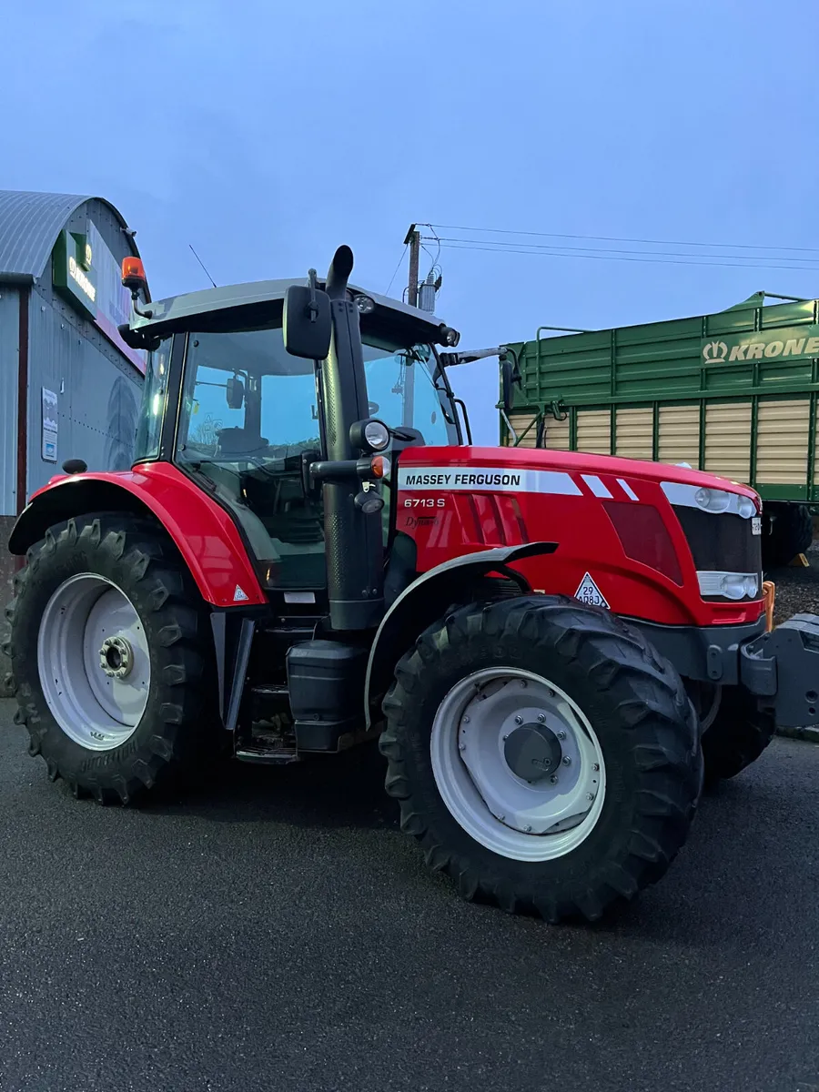 Massey Ferguson 6713S ( 2017 ) - Image 2