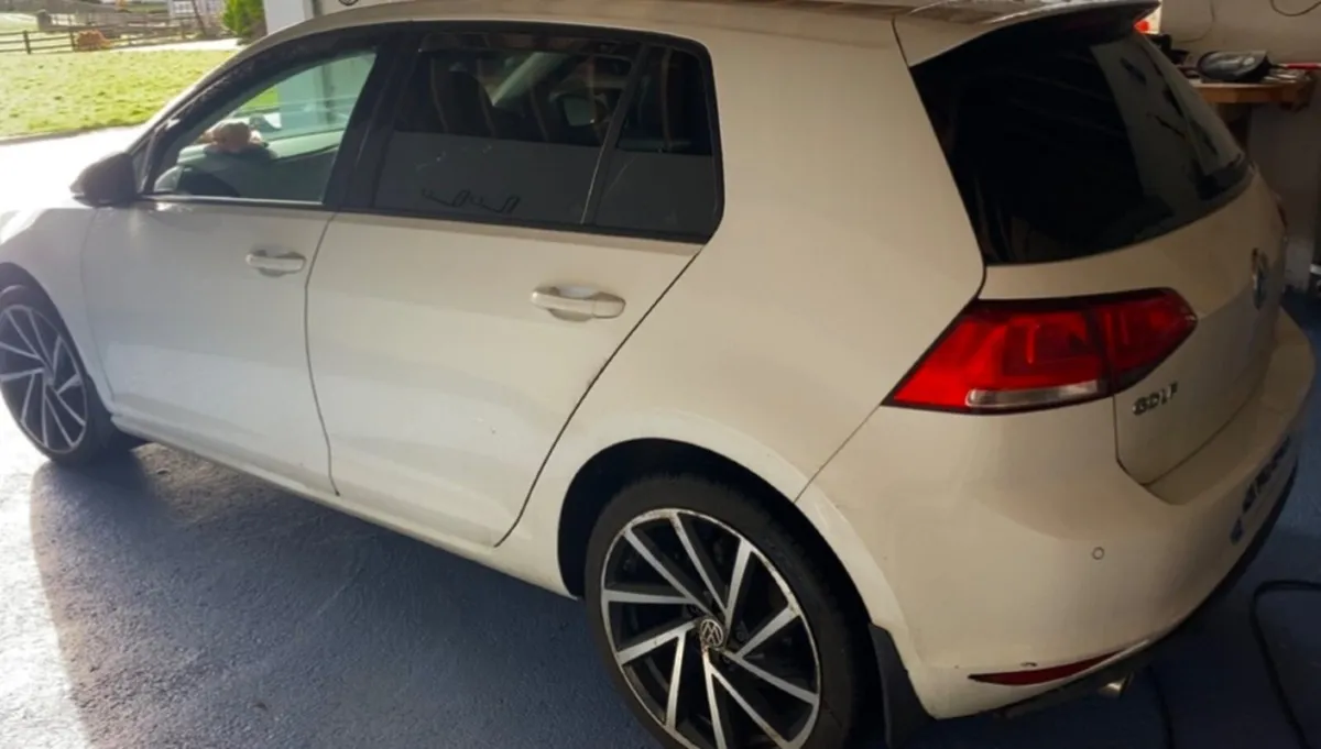 Volkswagen Golf 2015 - Image 4