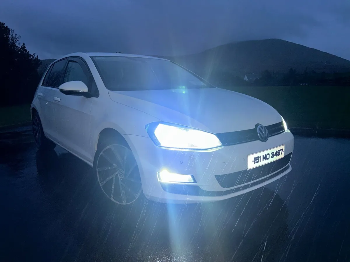 Volkswagen Golf 2015 - Image 1