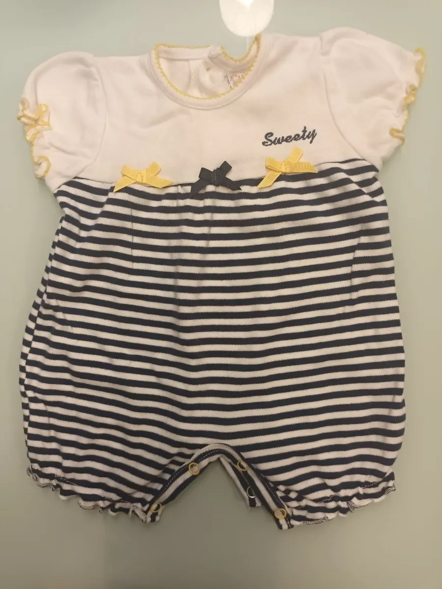 Very cute baby girl outfit - Image 1