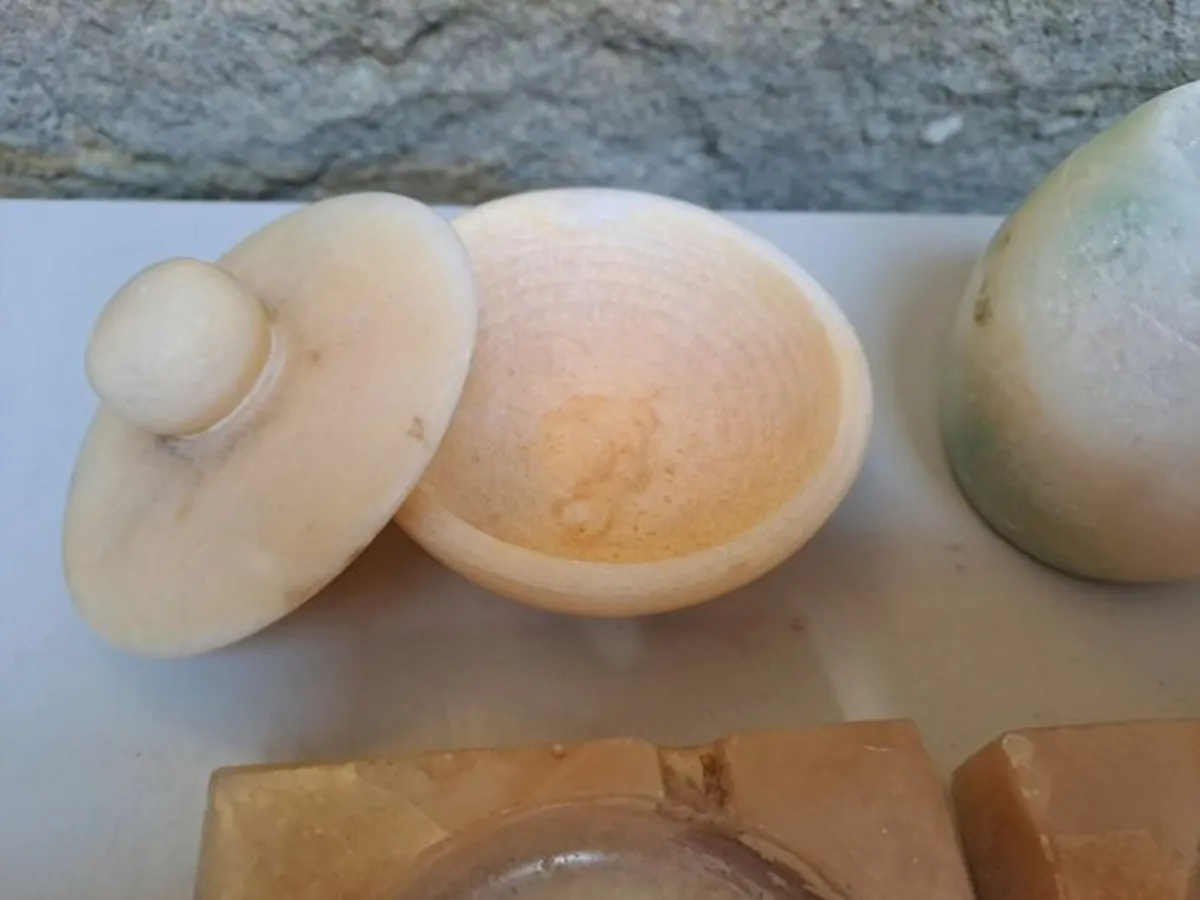 4 Marble items - Image 2