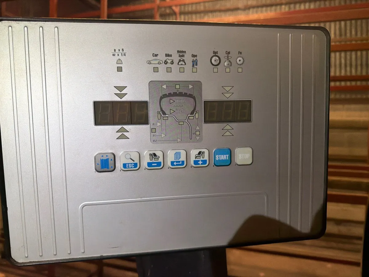 Tyres balancer - Image 3