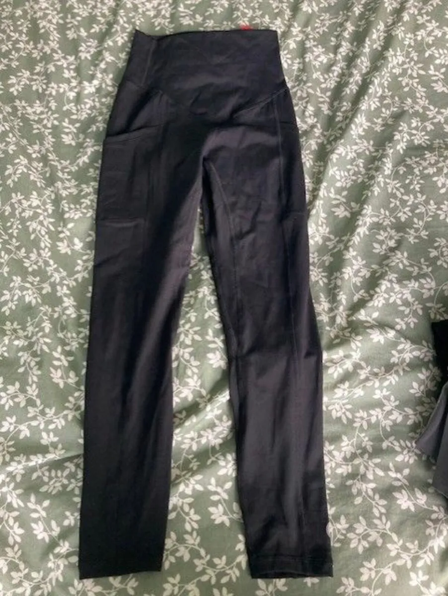 Maternity & Postnatal Leggings x 2 - Size 6 - Image 1