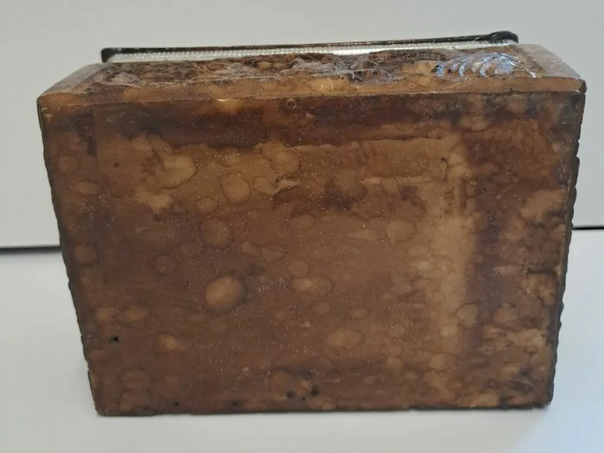 Vintage ashtray and cigarette box - Image 3