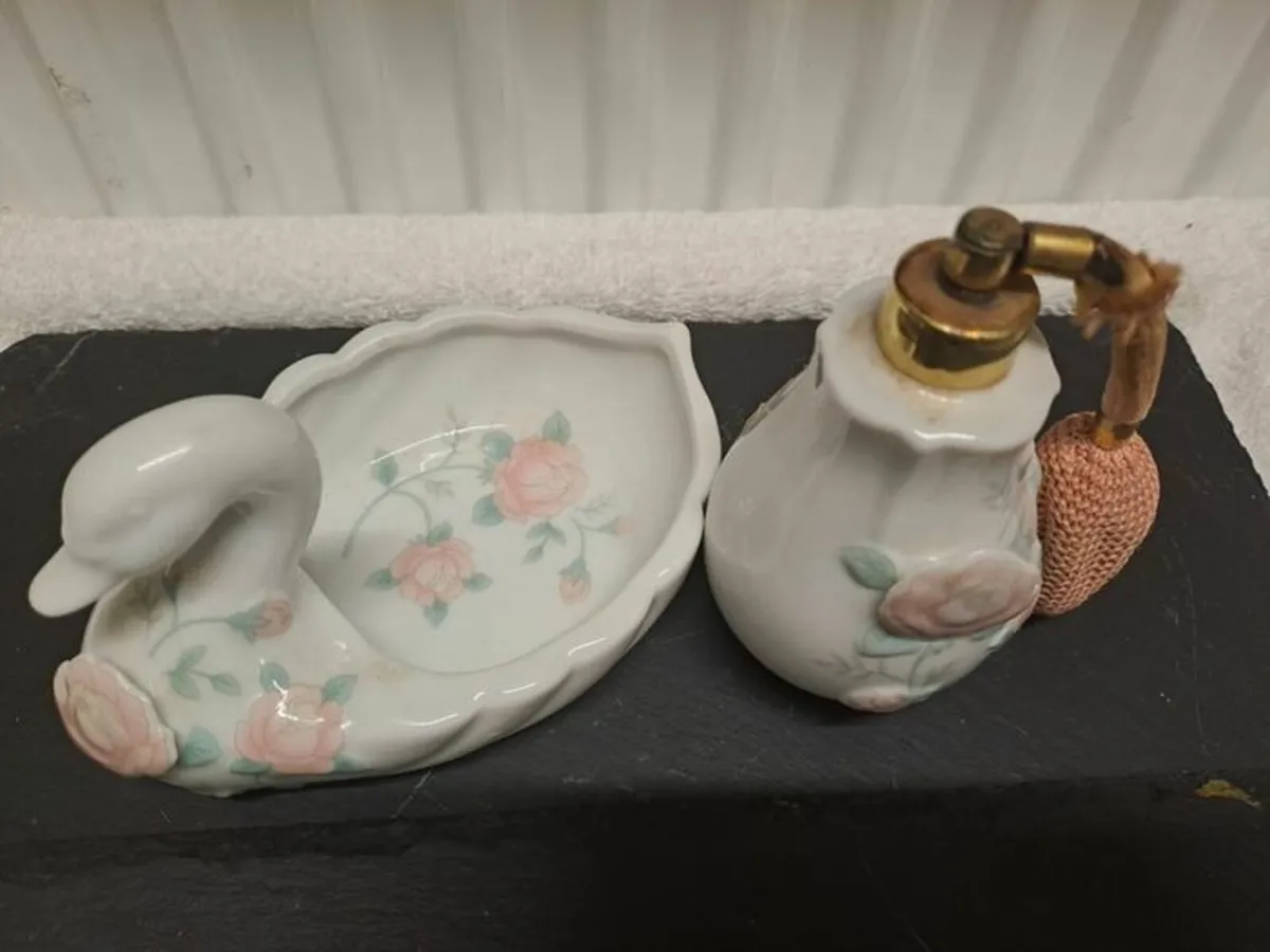 1988 St Michael perfume and trinket dish - Image 2