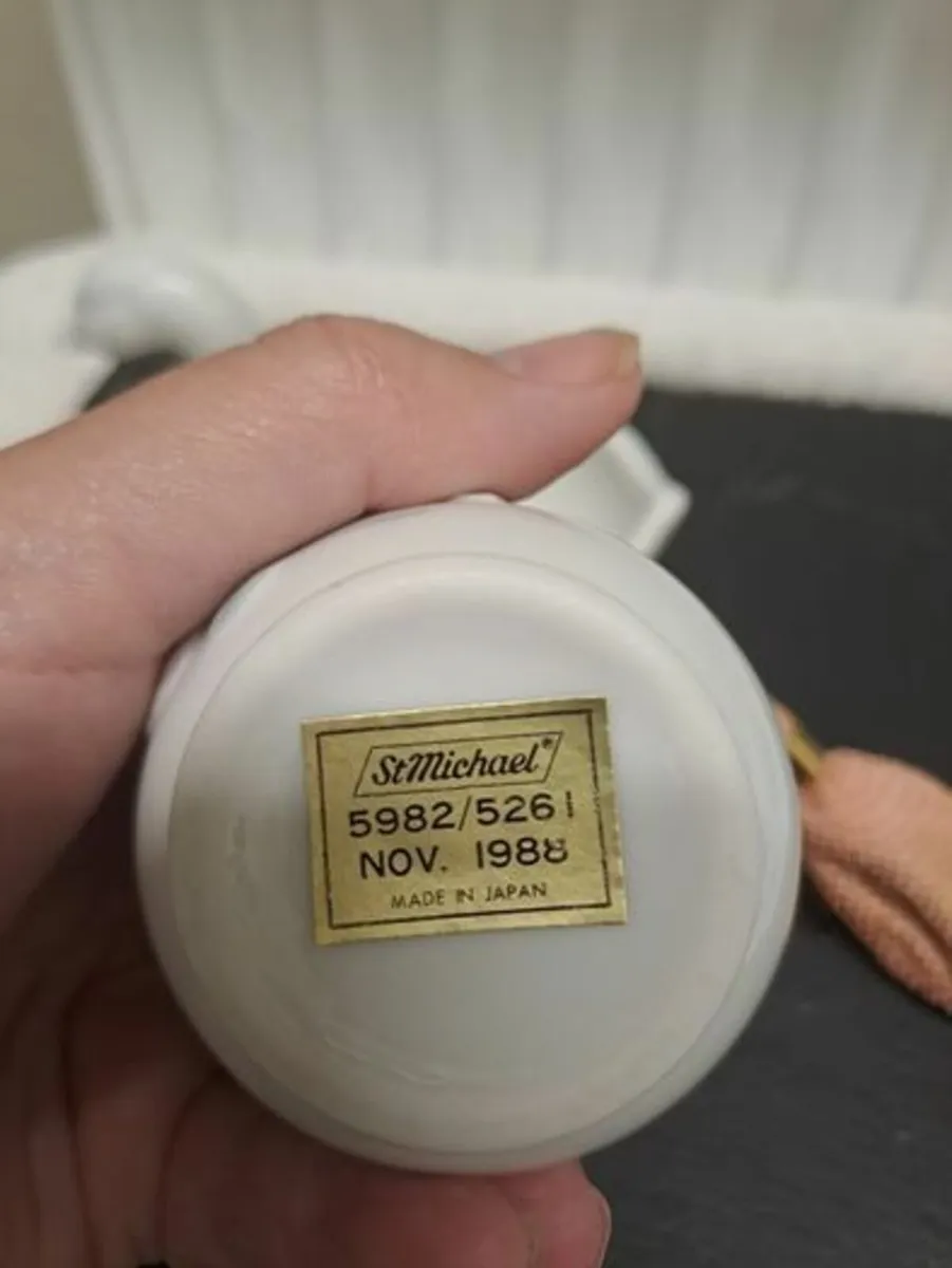 1988 St Michael perfume and trinket dish - Image 3