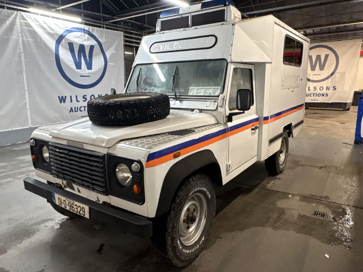 Land Rover Defender 2001 For Auction!! - Image 1