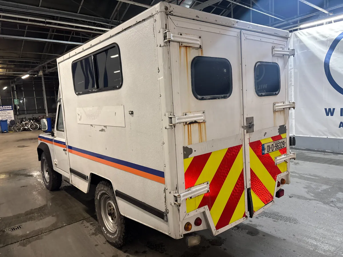 Land Rover Defender 2001 For Auction!! - Image 3