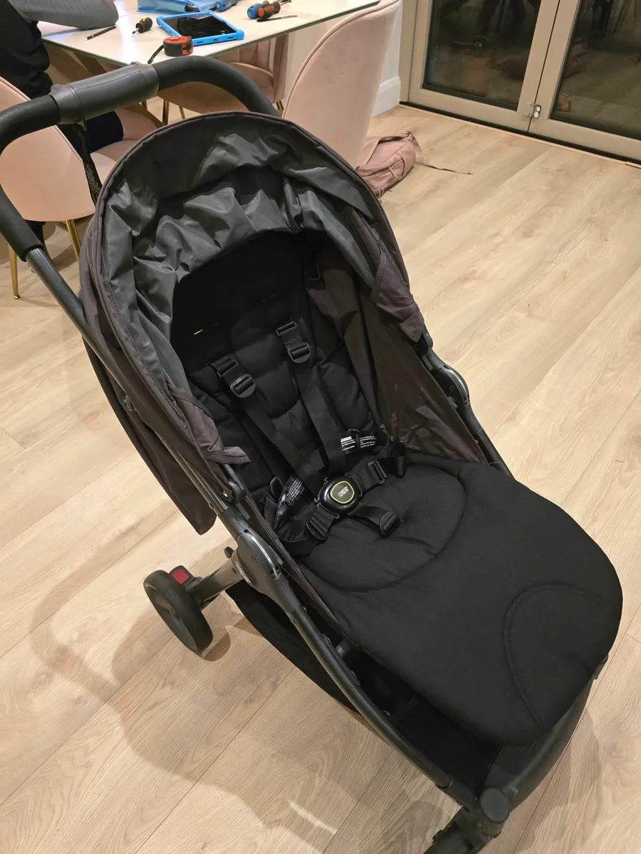 Mamas and papas Armadillo Pushchair - Image 3