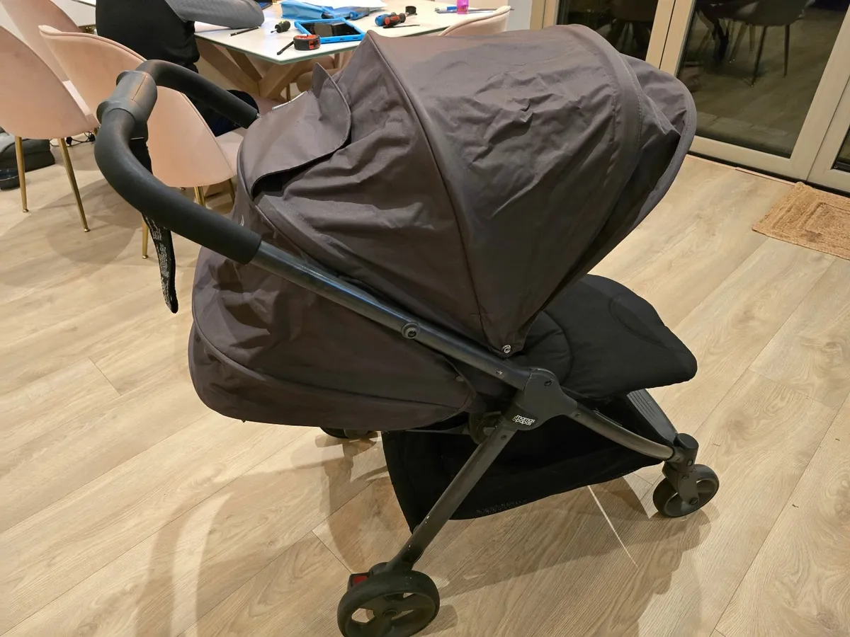 Mamas and papas Armadillo Pushchair - Image 1