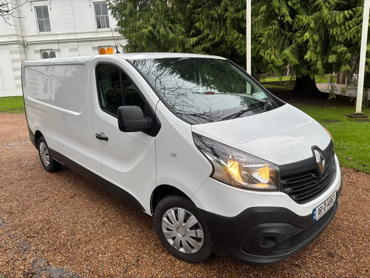2016 Renault Trafic 1.6 DCI 115 bhp 6sp business - Image 1