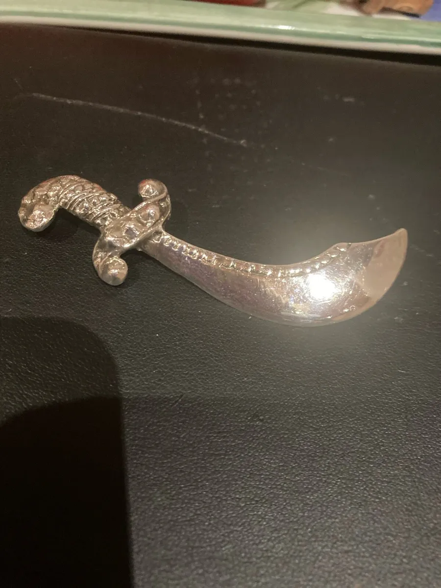 Sterling Silver Saber broach - Image 3