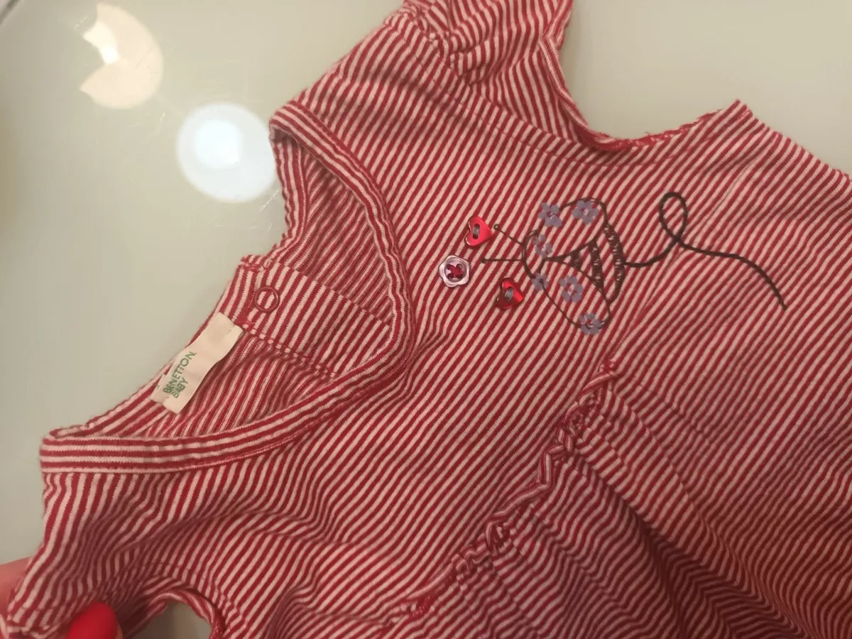 Benetton baby girl top - Image 1