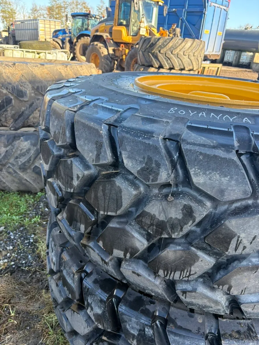 Volvo quarry tyres - Image 2