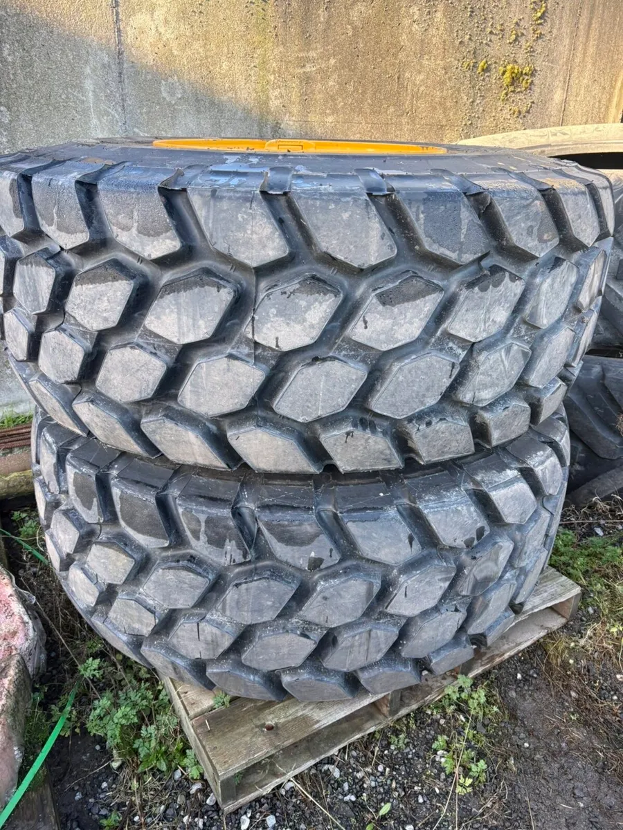 Volvo quarry tyres - Image 3
