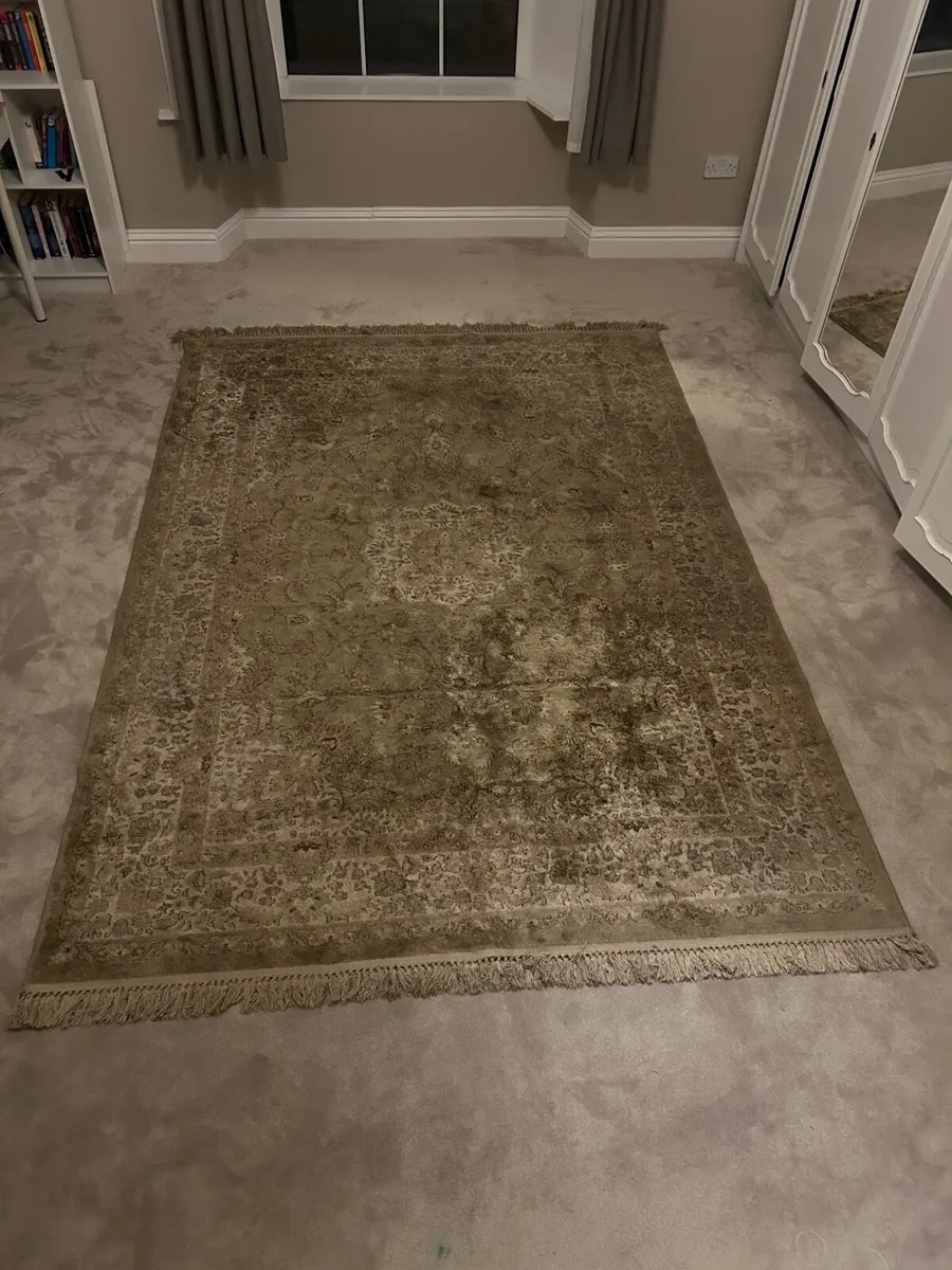 Beige Rug - Image 1