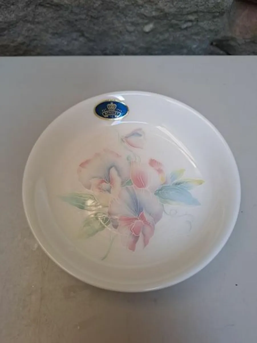 Aynsley Little Sweetheart trinket dish - Image 2