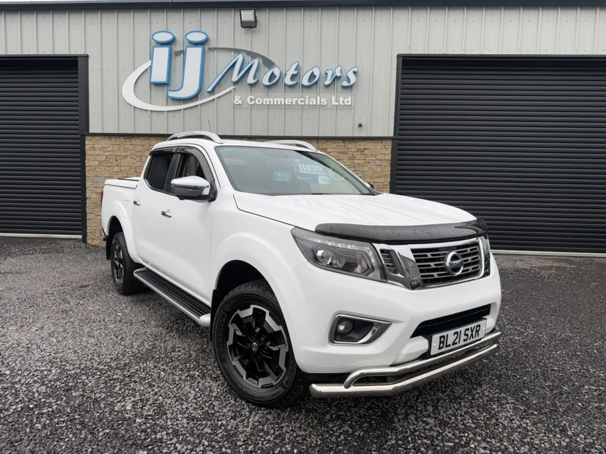 21 NISSAN NAVARA TEKNA TT 2.3dCi 190 4WD Auto - Image 1