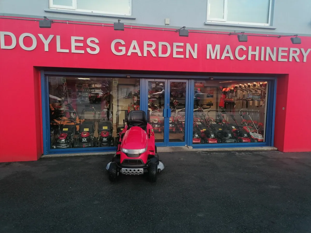 Honda HF2625 ride on mower - Image 4