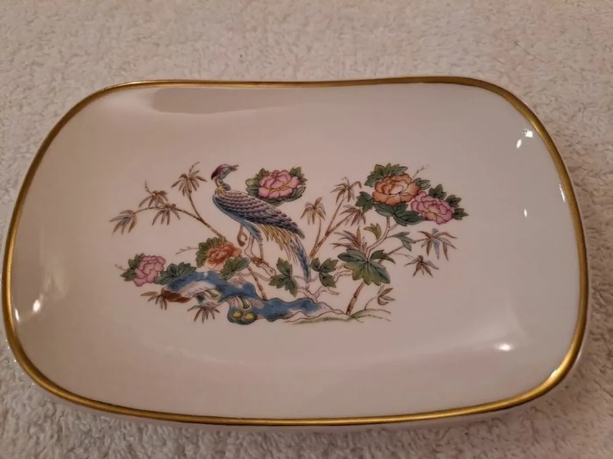 Vintage Wedgwood Kutani Crane - Image 1