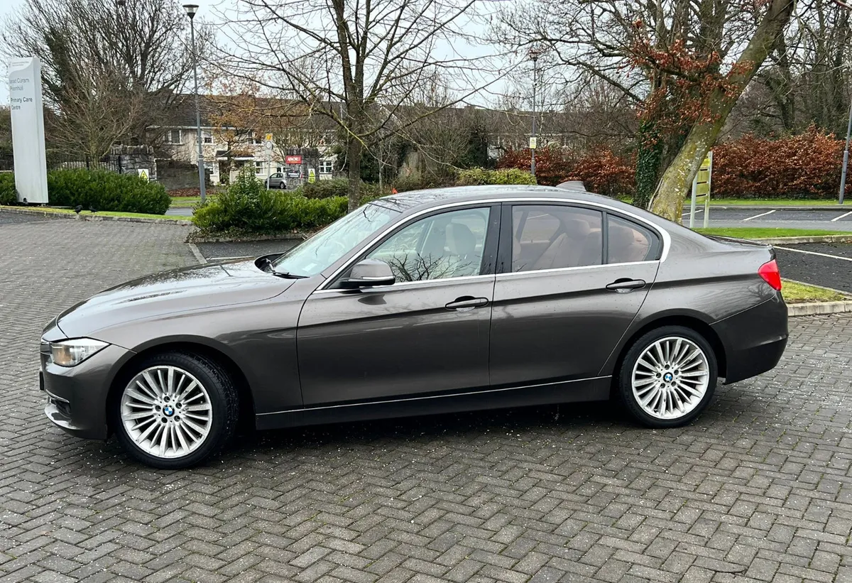 BMW 318d 2013 Luxury 2.0 Diesel new nct 11/26 - Image 4